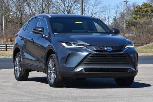 2023 Toyota Venza XLE