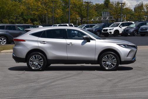 2024 Toyota Venza XLE