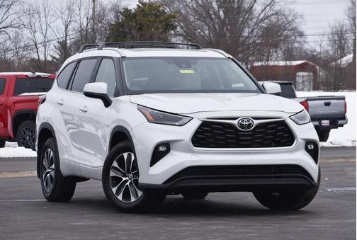 2023 Toyota Highlander XLE