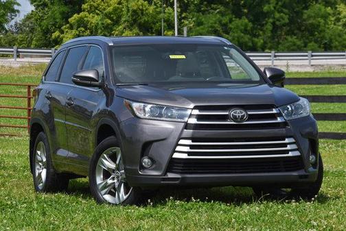 2017 Toyota Highlander Limited