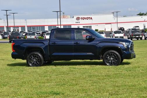 2024 Toyota Tundra Platinum