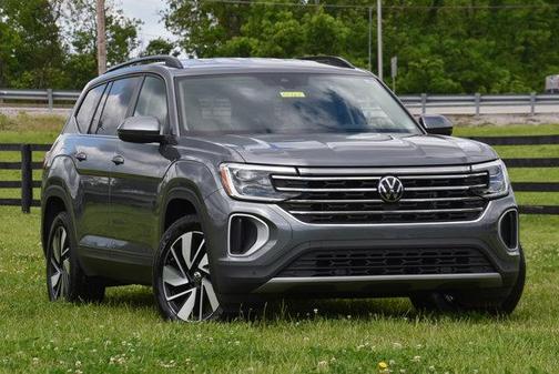 2024 Volkswagen Atlas 2.0T SE w/Technology 4MOTION