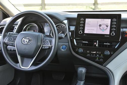 2022 Toyota Camry LE