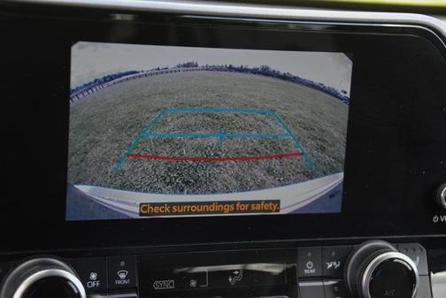 Celestial Silver Metallic 2023 Toyota Highlander XLE