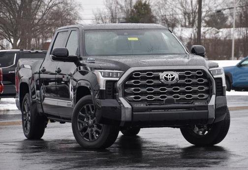 2025 Toyota Tundra Hybrid Platinum