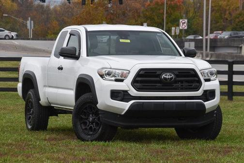 2019 Toyota Tacoma SR