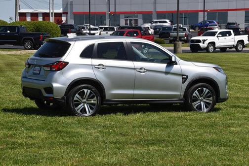 2023 Mitsubishi Outlander Sport 2.0 ES