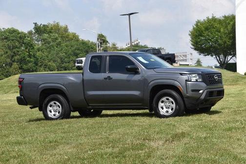 2023 Nissan Frontier S
