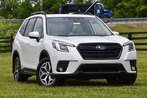 2024 Subaru Forester Premium