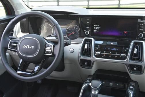 2023 Kia Sorento S