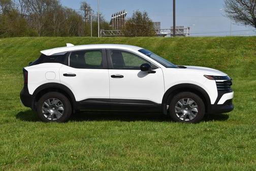 Fresh Powder 2025 Nissan Kicks S