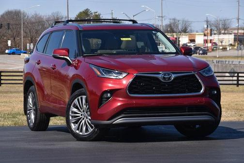 2022 Toyota Highlander Platinum