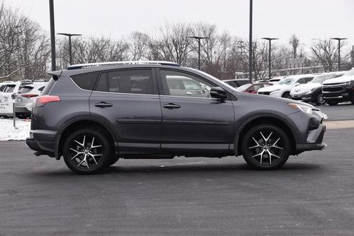 2016 Toyota RAV4 SE