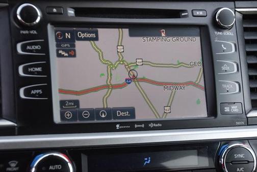 Celestial Silver Metallic 2017 Toyota Highlander SE