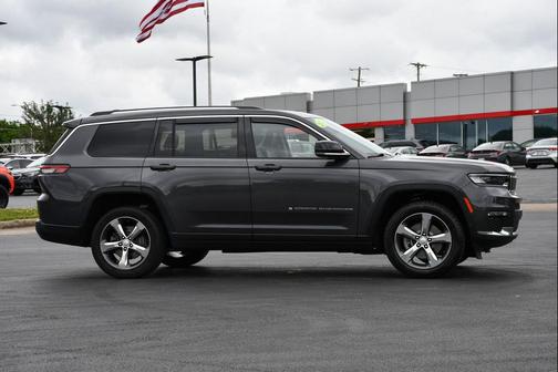 Baltic Gray Metallic Clearcoat 2022 Jeep Grand Cherokee L Limited