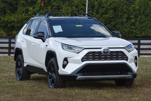 2021 Toyota RAV4 Hybrid SE