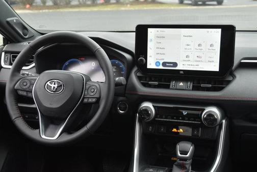 2025 Toyota RAV4 Hybrid SE