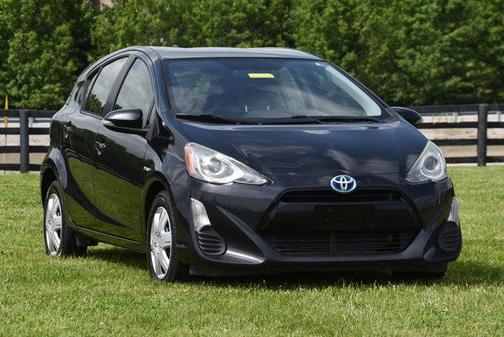 2016 Toyota Prius c Two