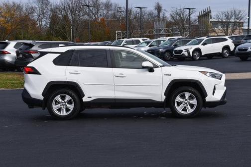 2021 Toyota RAV4 Hybrid XLE