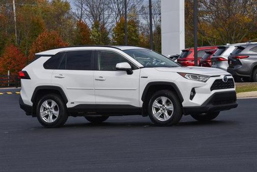 2021 Toyota RAV4 Hybrid XLE
