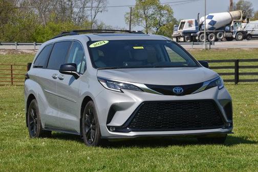 2024 Toyota Sienna XSE 7 Passenger