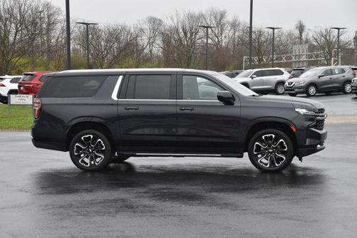 2023 Chevrolet Suburban LS