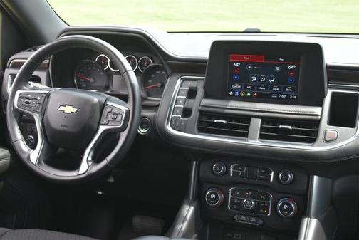 2023 Chevrolet Suburban LS