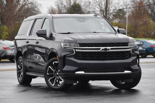 2023 Chevrolet Suburban LS