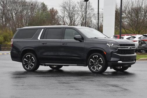 2023 Chevrolet Suburban LS