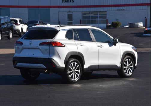 2023 Toyota Corolla Cross XLE