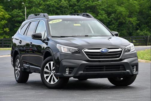 Crystal Black Silica 2022 Subaru Outback Premium