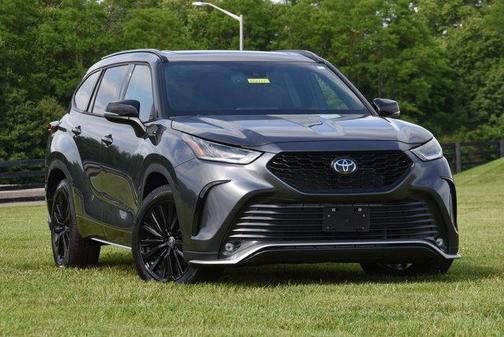 2024 Toyota Highlander XSE