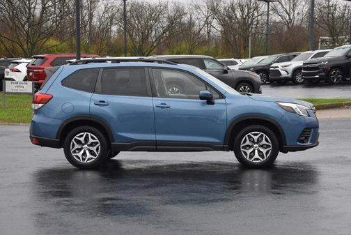 2024 Subaru Forester Premium