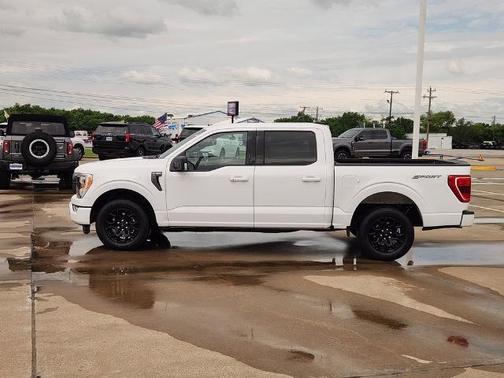 OXFORD WHITE 2023 Ford F-150 XLT