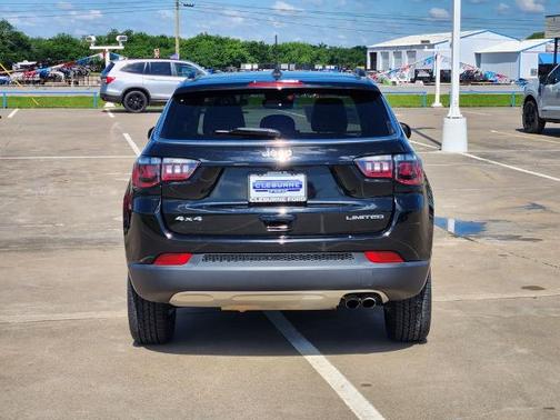 2022 Jeep Compass LIMITED
