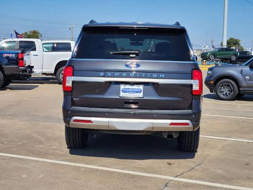 2023 Ford Expedition XLT