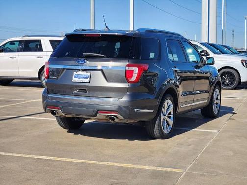 2019 Ford Explorer LIMITED