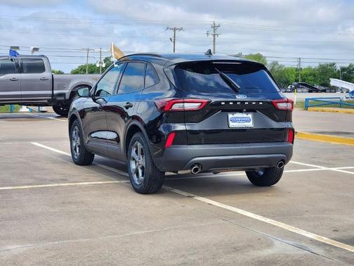 AGATE BLACK METALLIC 2025 Ford Escape ST-LINE