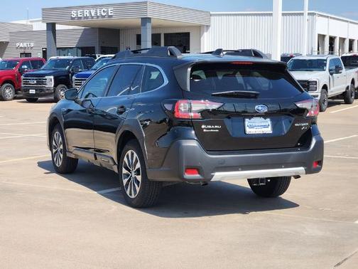2024 Subaru Outback LIMITED XT