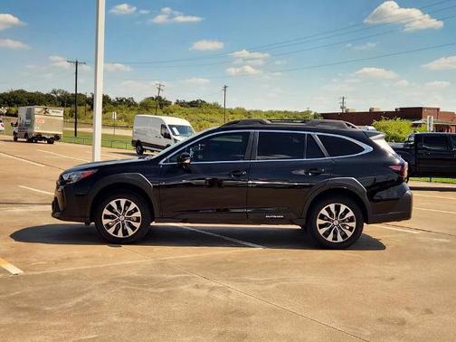2024 Subaru Outback LIMITED XT