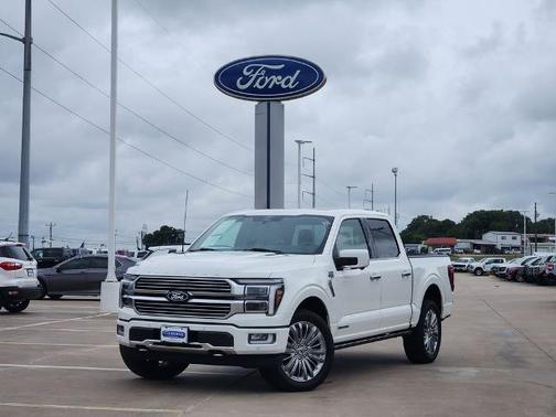 STAR WHITE METALLIC TRICOAT 2024 Ford F-150 PLATINUM