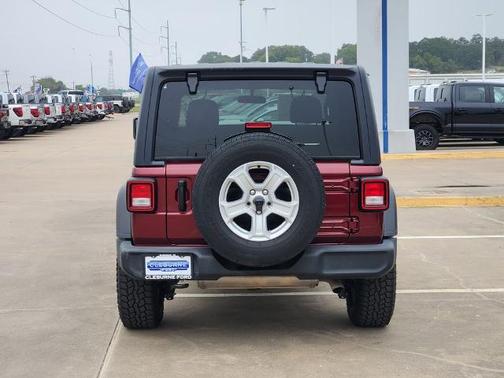 2021 Jeep Wrangler SPORT