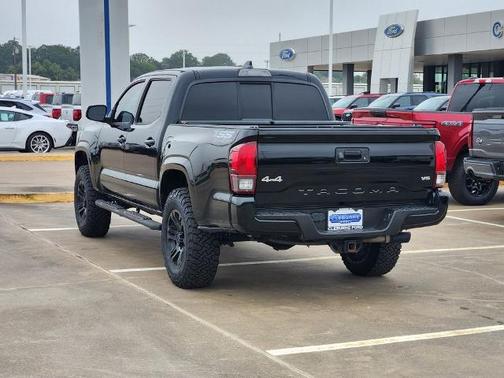 2020 Toyota Tacoma SR