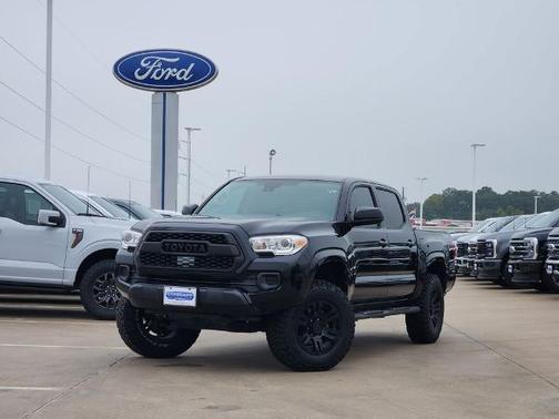 2020 Toyota Tacoma SR