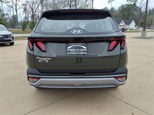 2026 Hyundai TUCSON SE