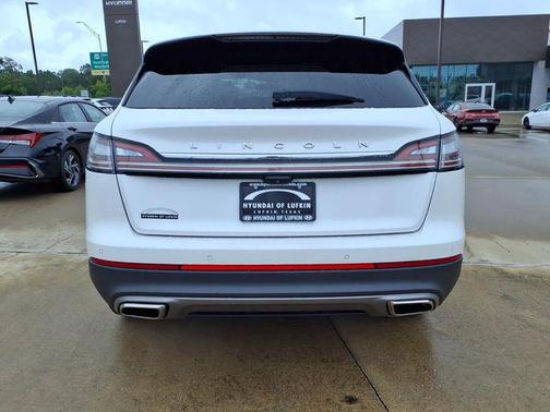 Pristine White Metallic Tri-Coat 2023 Lincoln Nautilus Reserve