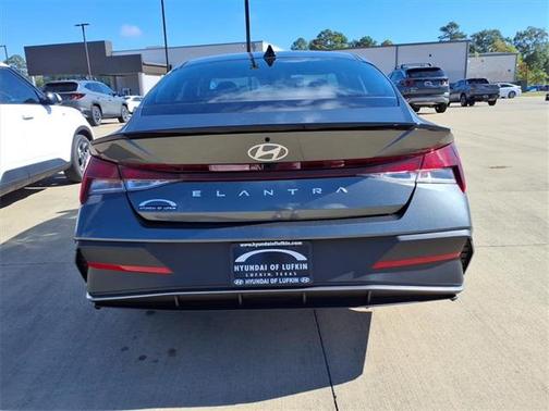 2026 Hyundai ELANTRA Sport