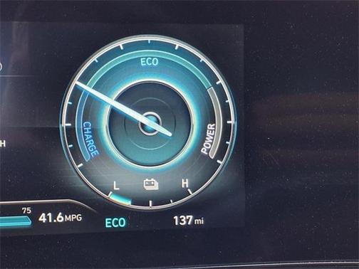 2025 Hyundai ELANTRA HEV Limited