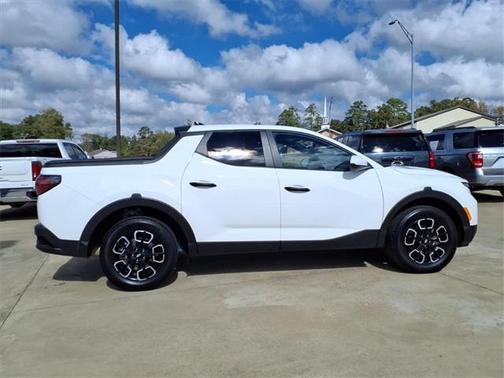 2023 Hyundai SANTA CRUZ SE