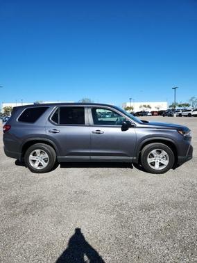 2023 Honda Pilot LX